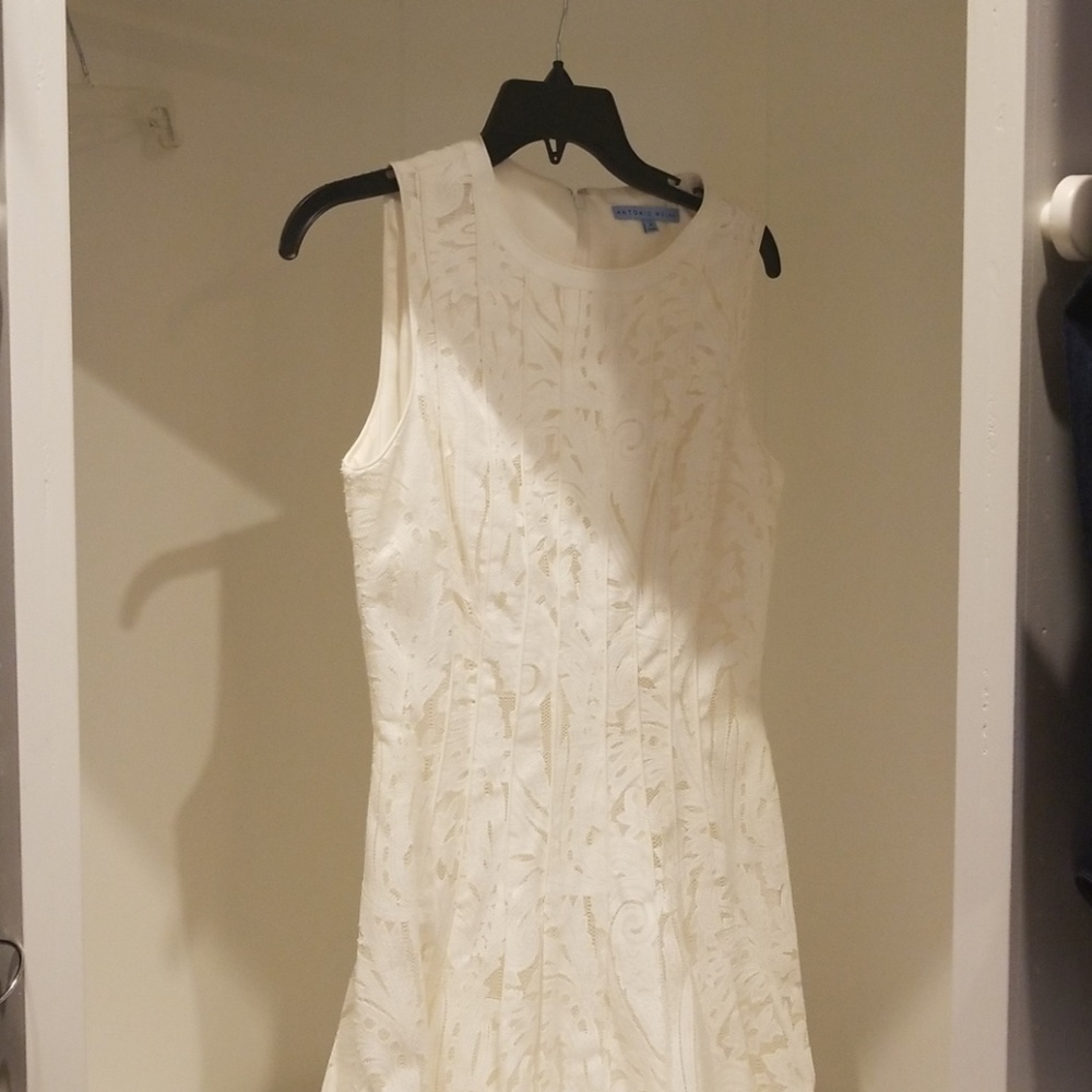 White lace dress